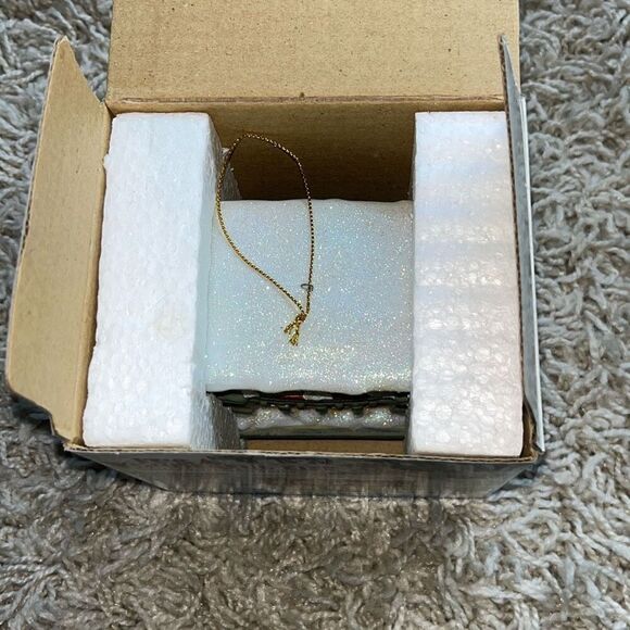 It’s A Wonderful Life Gower Drugs Enesco Brighten Up Porcelain Ornament 2002 - Picture 7 of 16